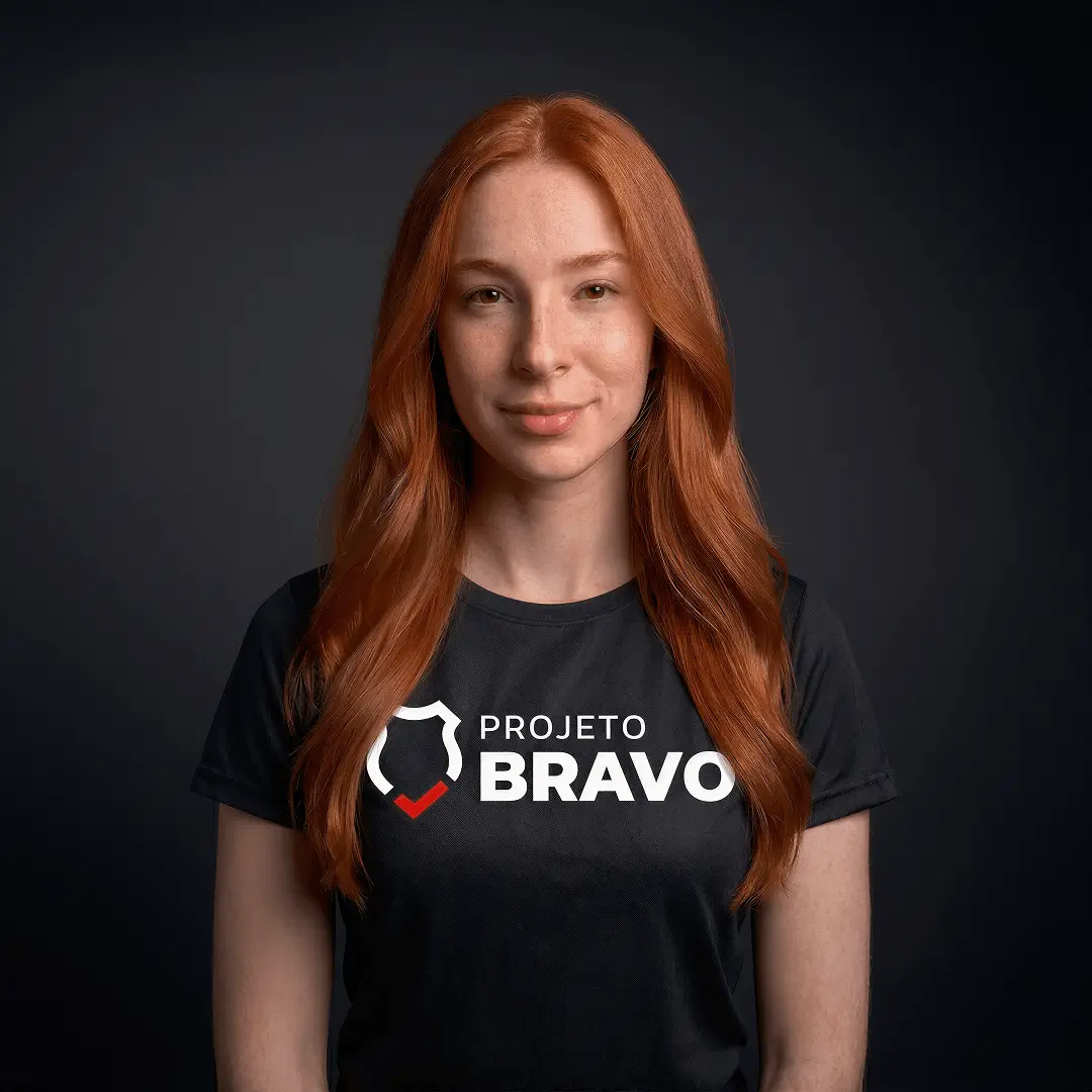 Moniza Leal - Camiseta Feminina Dry Fit Preta - Logo Projeto Bravo 1 Moniza Leal - Camiseta Feminina Dry Fit Preta - Logo Projeto Bravo